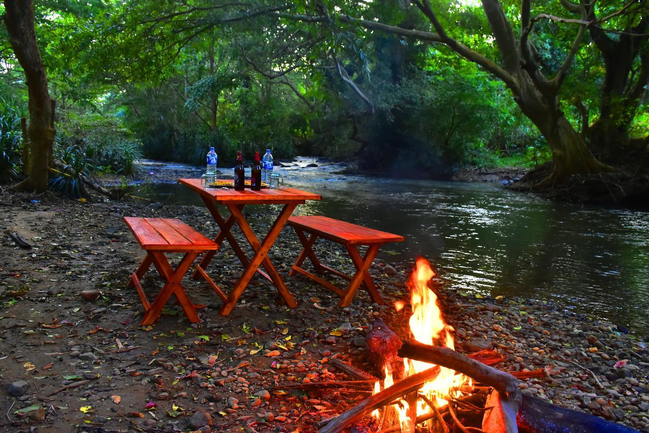 Silent River Cottage Udawalawe Dış mekan fotoğraf